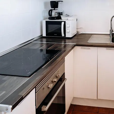 Rocas Rojas 公寓 *